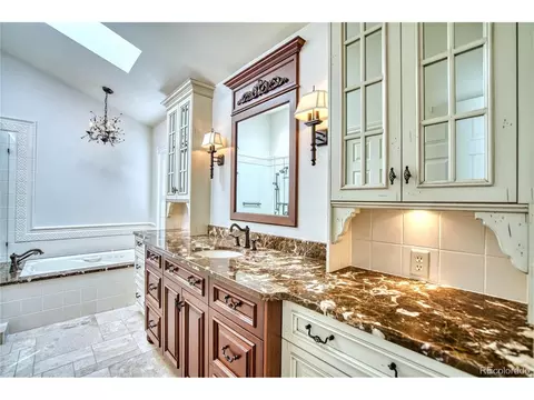 Bath - 4471 Wellington Rd, Boulder, CO 80301 photo 1 of 3