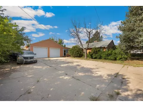 15802 E 10th Pl, Aurora, CO 80011 photo 3