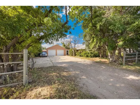 15802 E 10th Pl, Aurora, CO 80011 photo 2