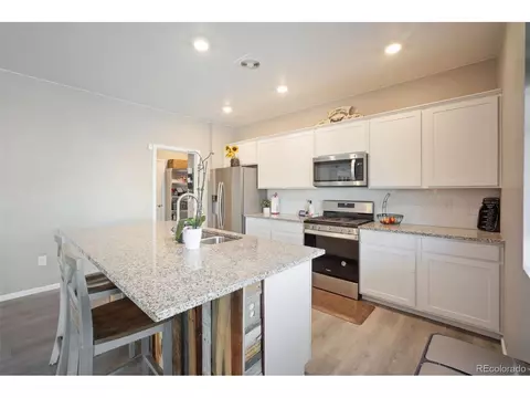 27129 E Cedar Ave, Aurora, CO 80018 photo 3
