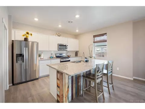 27129 E Cedar Ave, Aurora, CO 80018 photo 2