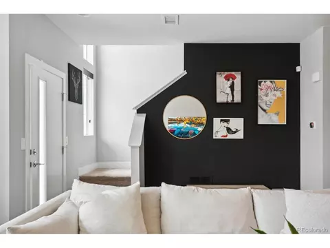16027 E Warner Dr, Denver, CO 80239 photo 7