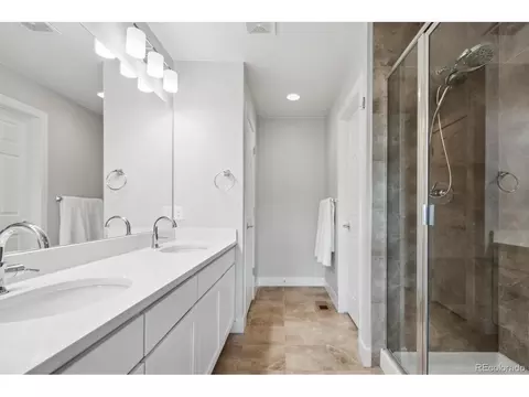 16027 E Warner Dr, Denver, CO 80239 photo 19