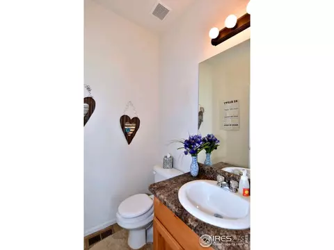 838 Park Edge Cir, Windsor, CO 80550 photo 15