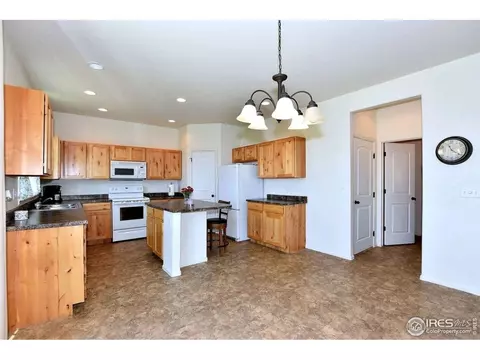838 Park Edge Cir, Windsor, CO 80550 photo 12