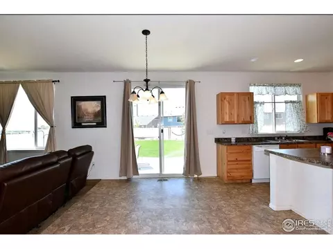 838 Park Edge Cir, Windsor, CO 80550 photo 11