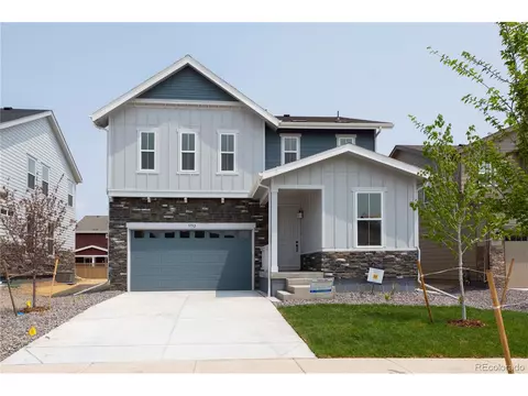 5952 N Liverpool Ct, Aurora, CO 80019