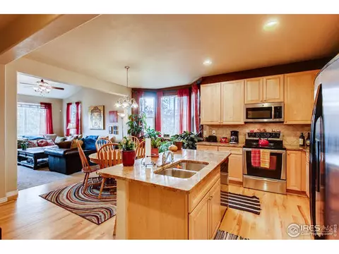 8068 Raspberry Dr, Frederick, CO 80504 photo 5