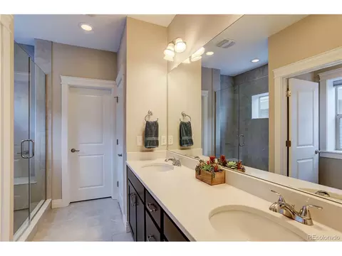 9389 E 57th Pl, Denver, CO 80238 photo 22