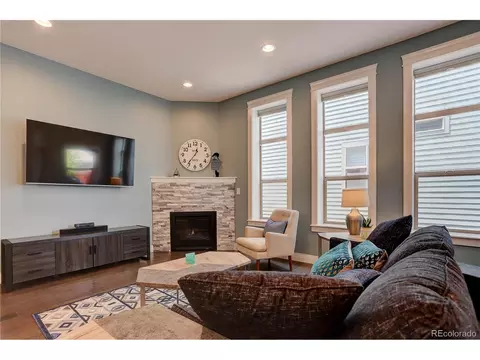 9389 E 57th Pl, Denver, CO 80238 photo 13