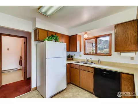 26 Sombrero Ct, Lyons, CO 80540 photo 12