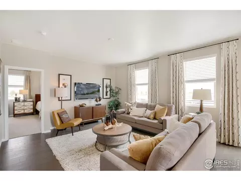 7113 Frying Pan Dr, Frederick, CO 80530 photo 3