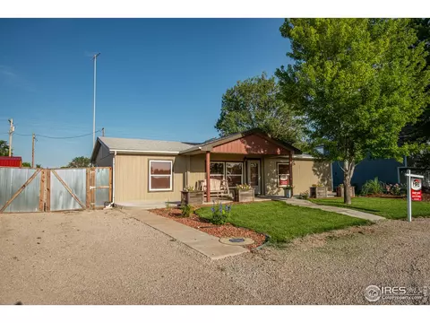 417 High St, Wiggins, CO 80654 photo 2