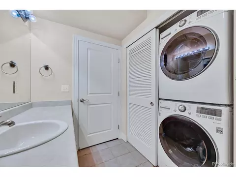 9079 E Panorama Cir #308, Englewood, CO 80112 photo 17