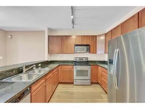 9079 E Panorama Cir #308, Englewood, CO 80112 photo 7