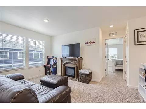 21974 E 9th Pl, Aurora, CO 80018 photo 16