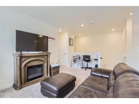 21974 E 9th Pl, Aurora, CO 80018 photo 15