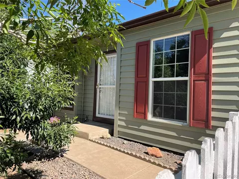 19277 E 17th Ave, Aurora, CO 80011 photo 3