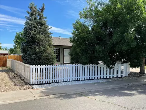 19277 E 17th Ave, Aurora, CO 80011 photo 2