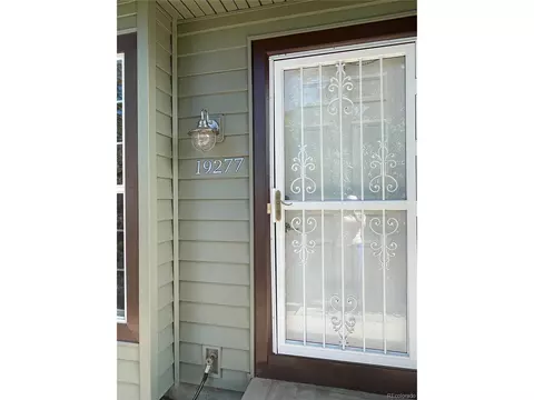 19277 E 17th Ave, Aurora, CO 80011 photo 5