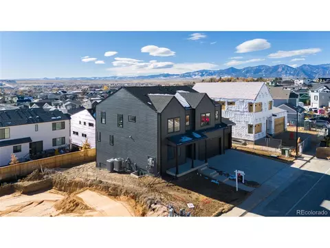 988 Arapahoe Cir, Louisville, CO 80027