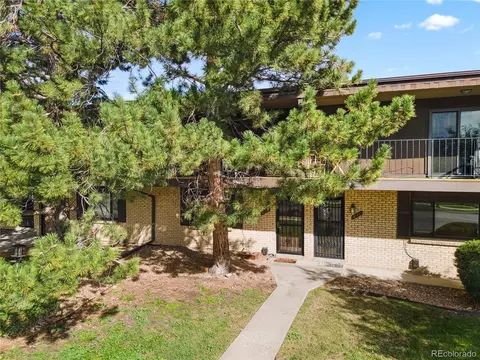 1832 Robb St, Lakewood, CO 80215