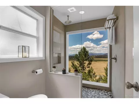 Bath - 803 Bonell Dr, Fairplay, CO 80440 photo 4 of 7