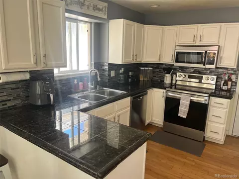 305 E 5th St, Firestone, CO 80520 photo 6