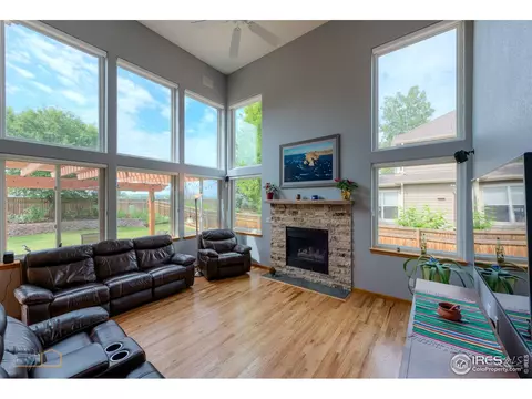 2346 Eagleview Cir, Longmont, CO 80504 photo 9