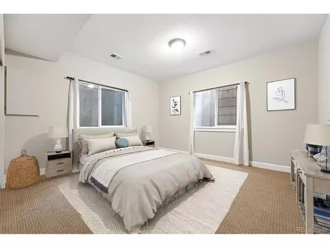 2263 Grape St, Denver, CO 80207 photo 37