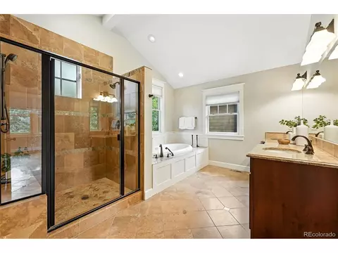 2263 Grape St, Denver, CO 80207 photo 24