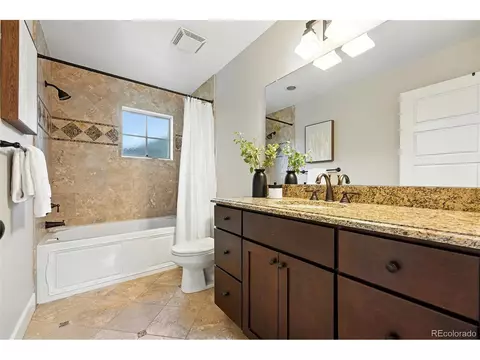 2263 Grape St, Denver, CO 80207 photo 32