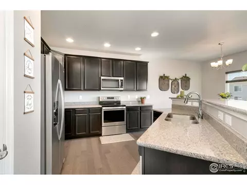 5423 Clarence Dr, Windsor, CO 80550 photo 5