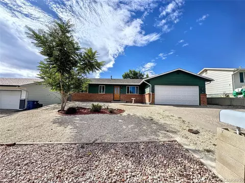 612 Harding Ave, Canon City, CO 81212