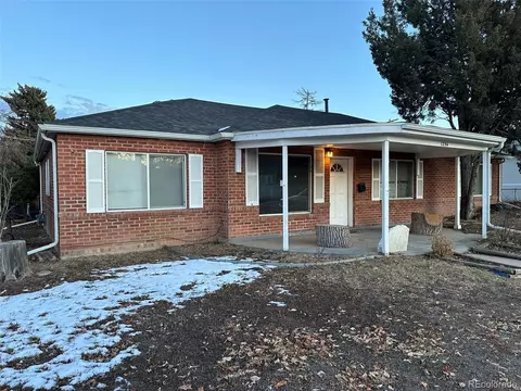 1294 Scranton St, Aurora, CO 80011