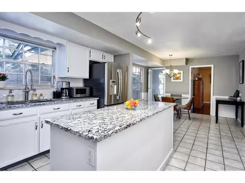 8372 Easter Pl, Centennial, CO 80112 photo 16