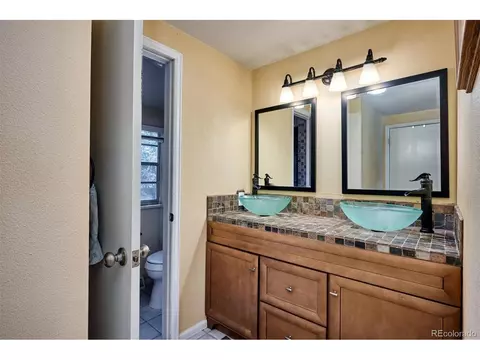 8372 Easter Pl, Centennial, CO 80112 photo 21