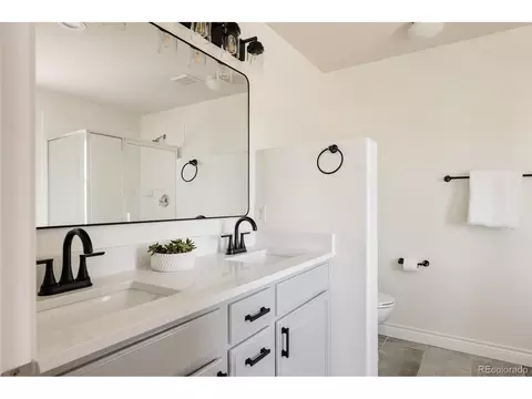 10069 E 28th Ave, Denver, CO 80238 photo 18