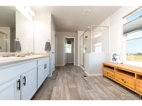15675 E 47th Dr, Denver, CO 80239 photo 22