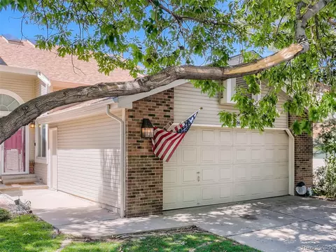 4945 S Eagle Cir, Aurora, CO 80015 photo 1
