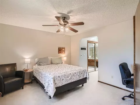 4945 S Eagle Cir, Aurora, CO 80015 photo 12