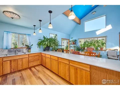 8795 Sugarloaf Rd, Boulder, CO 80302 photo 13