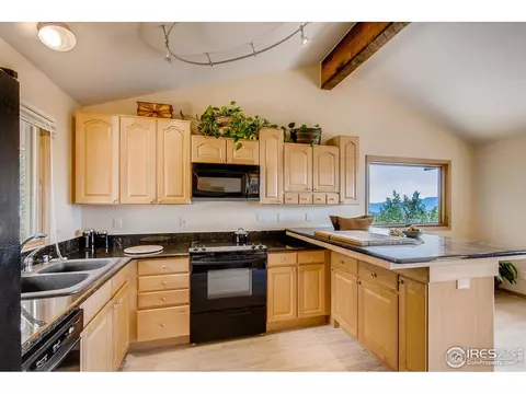 233 Badger Rd, Black Hawk, CO 80422 photo 11