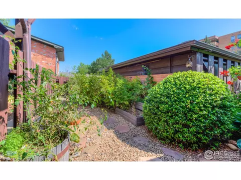 4585 Comanche Dr, Boulder, CO 80303 photo 14