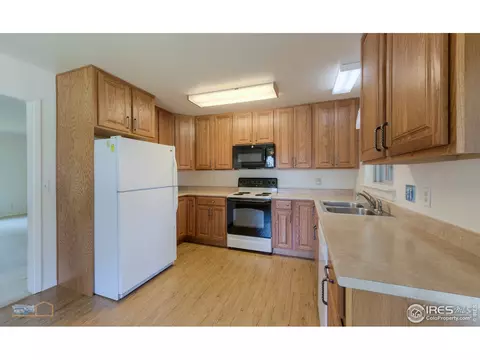 4585 Comanche Dr, Boulder, CO 80303 photo 11