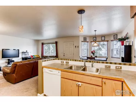 1123 E 24th St Ln, Greeley, CO 80631 photo 9
