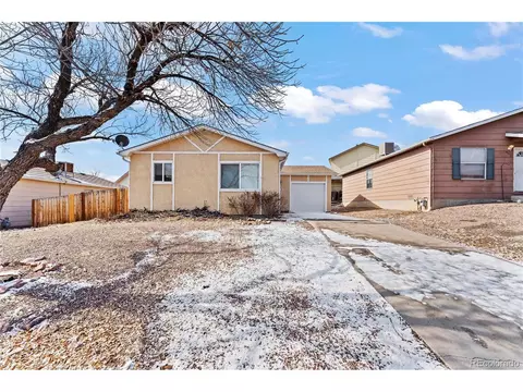 4901 Pioneer Rd, Pueblo, CO 81008