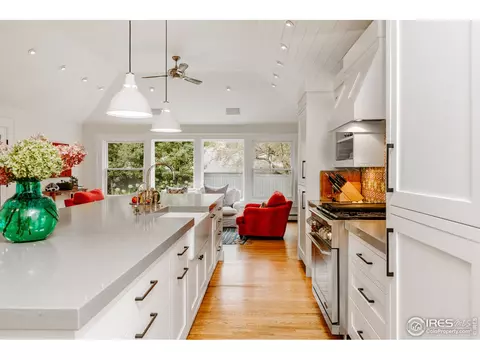 907 7th St, Boulder, CO 80302 photo 13