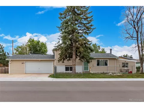 732 E Chestnut St, Elizabeth, CO 80107