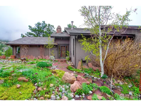 237 Arapahoe Ct, Lyons, CO 80540 photo 1